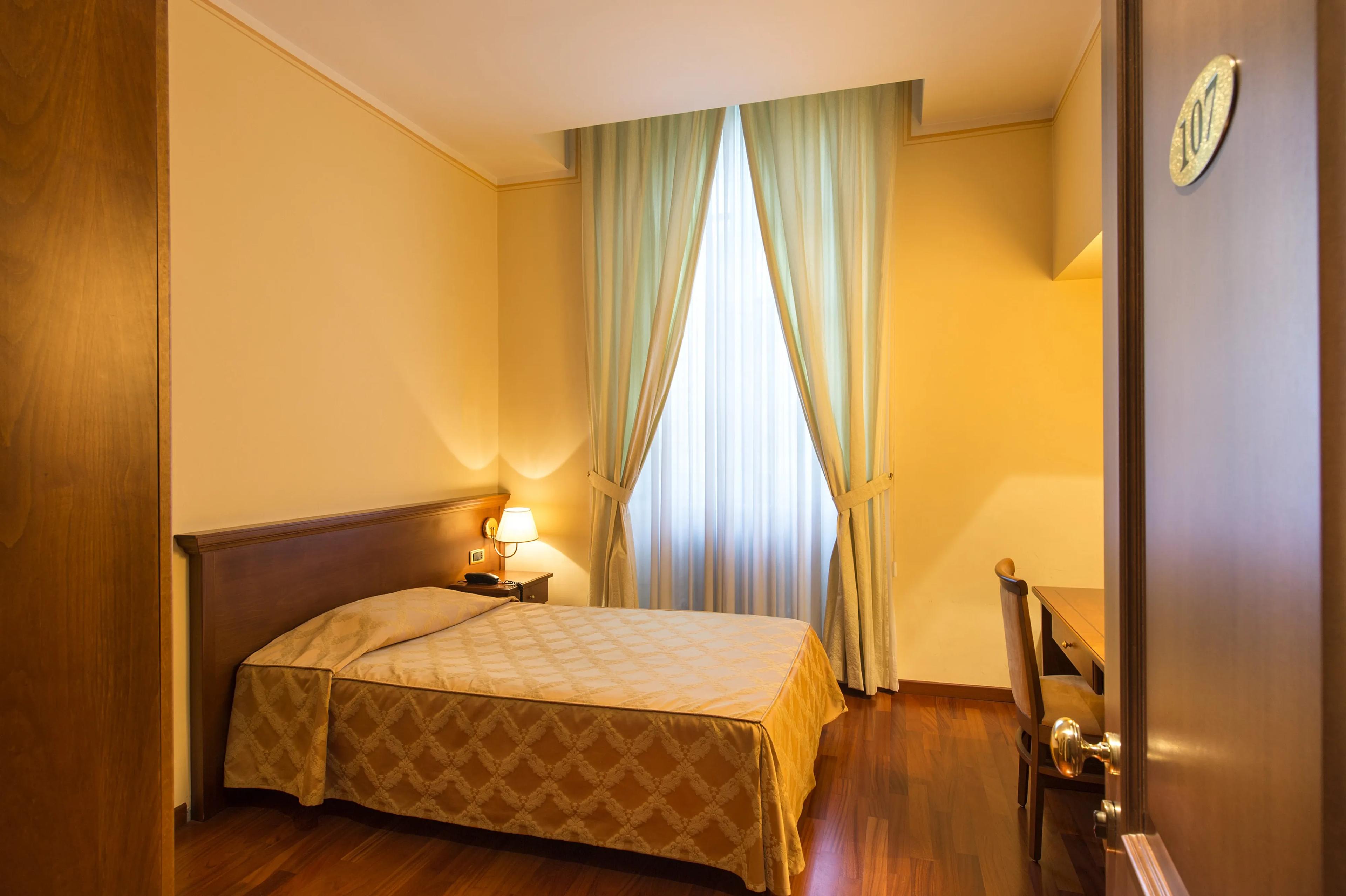 camera-singola-giardino-superior-paolo-vi