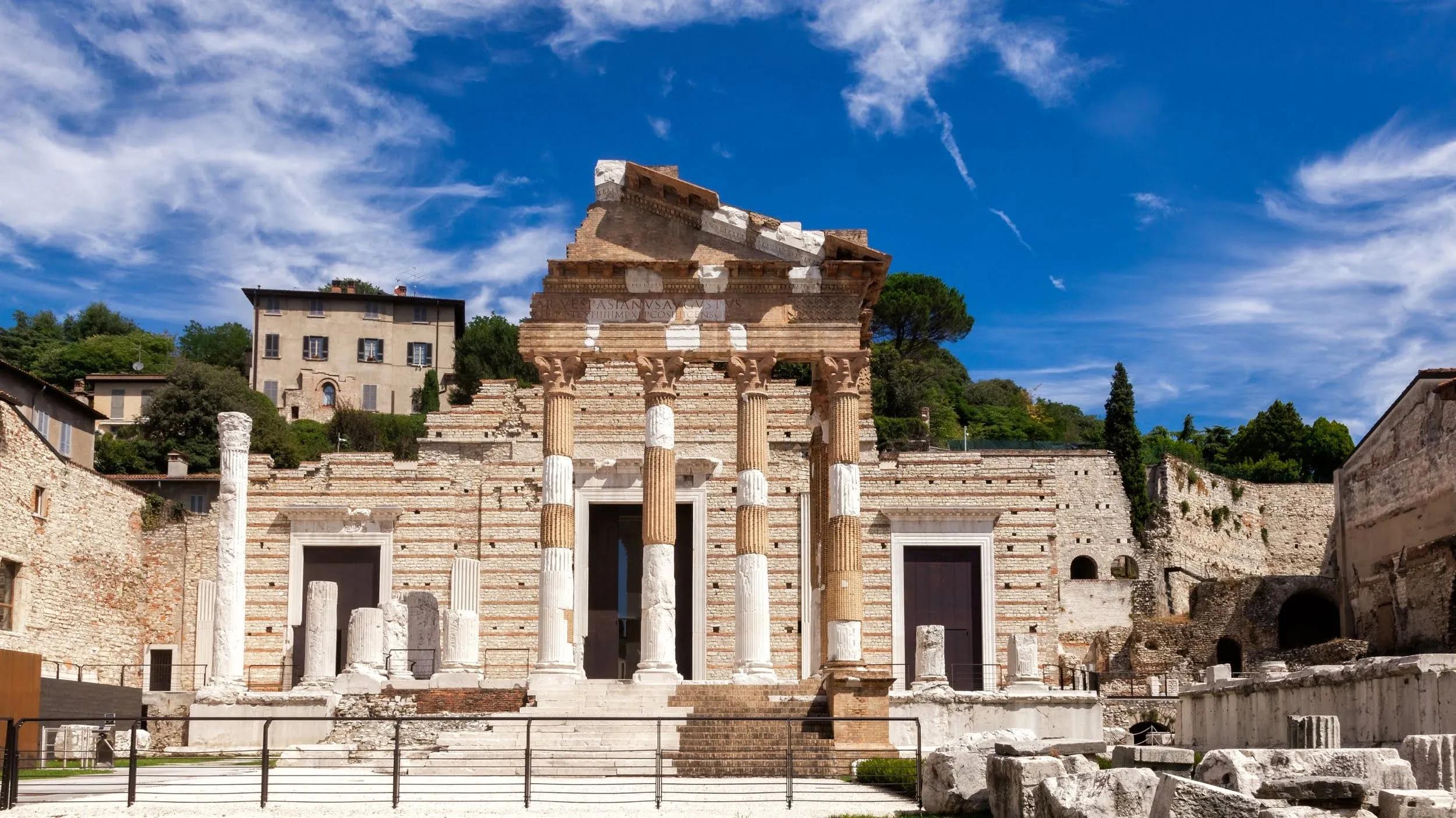 itinerario-storico-artistico-brescia-piazza-foro-paolo-vi