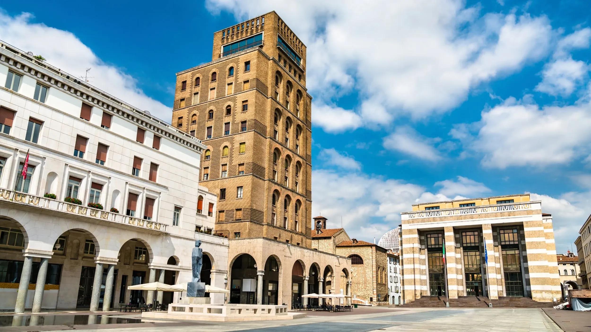 itinerario-storico-artistico-brescia-piazza-vittoria-paolo-vi