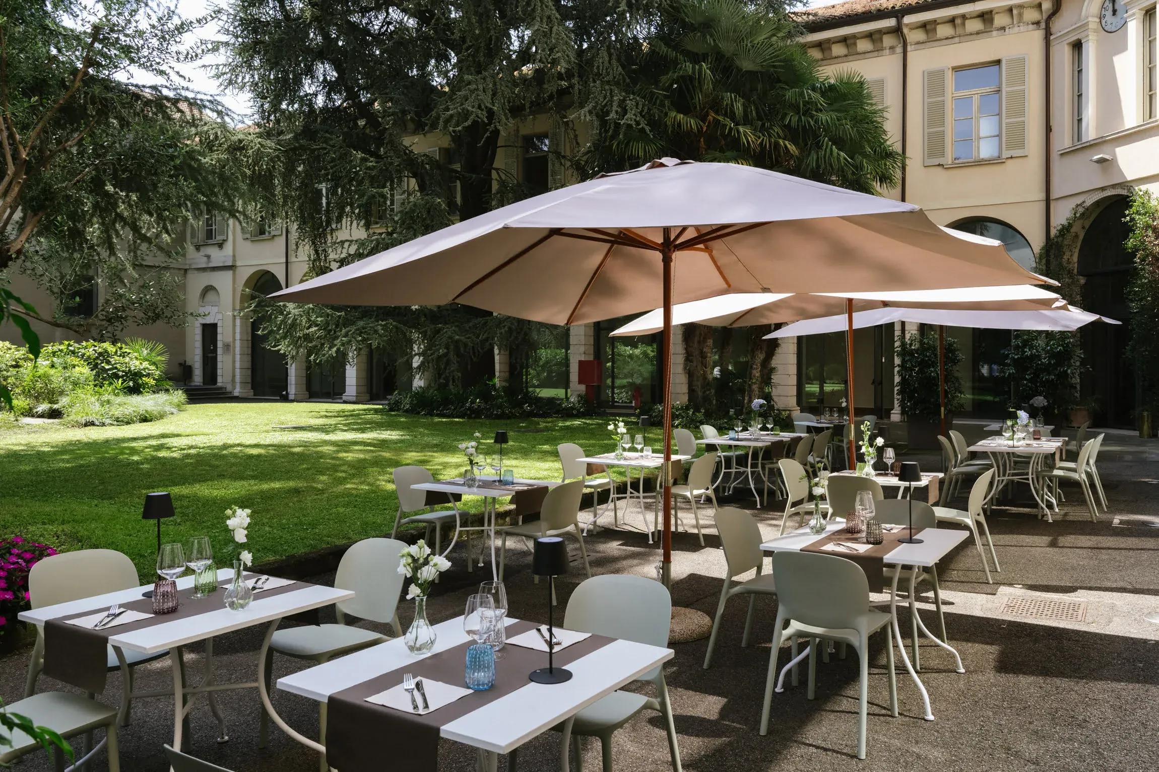 pacchetti-meeting-bistrot-esterno-paolo-vi